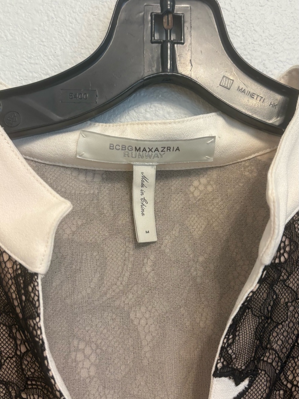 BCBGMaxAzria White and Black Lace Collared Top - Picture 4 of 9
